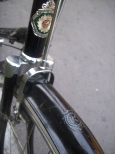 Mister's unique mudguard form and stamp 